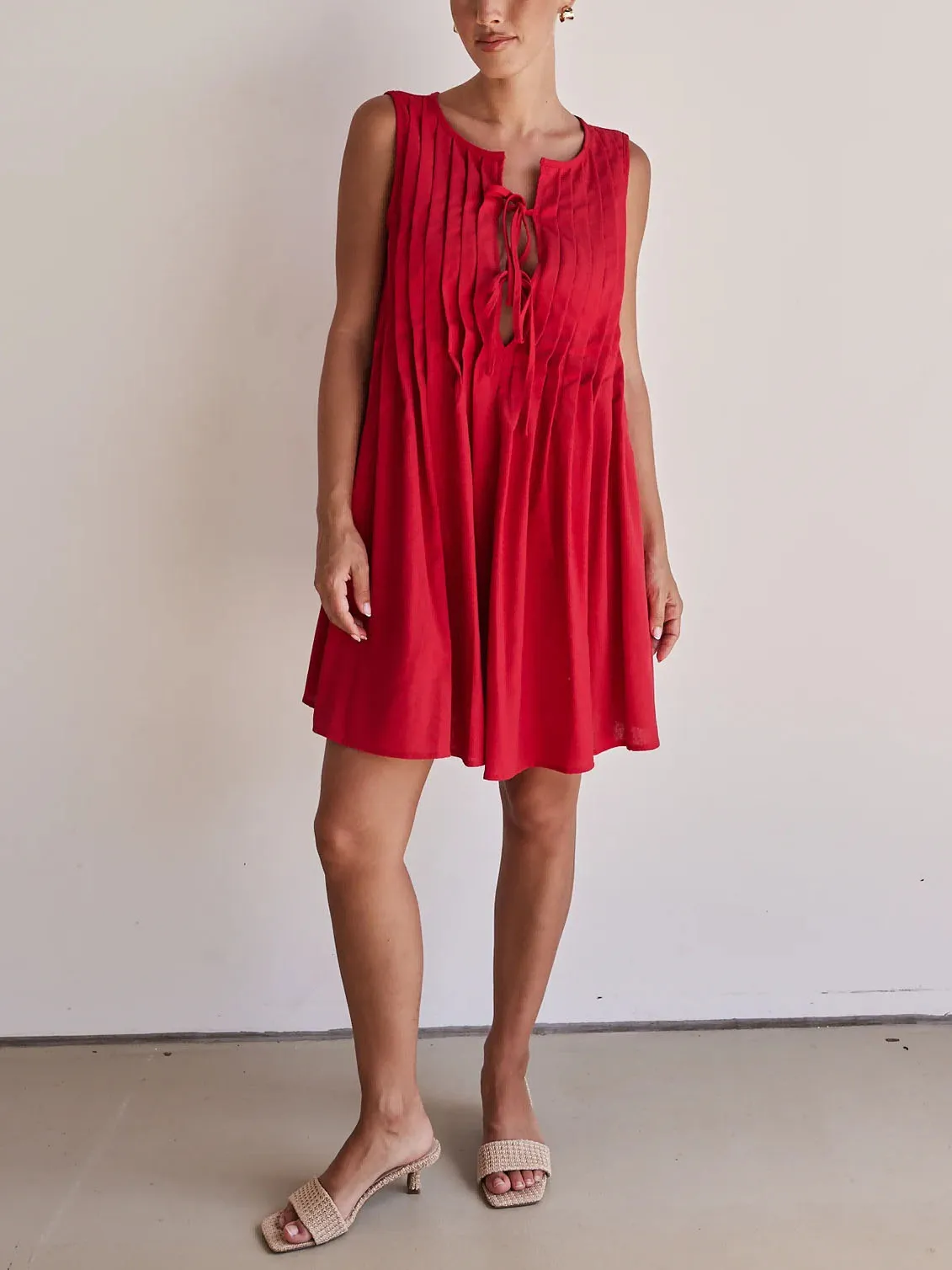 Casual V-neck Tie-strap Sleeveless Mini Dress