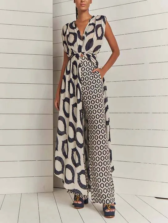 Printed V-Neck Top And Pants Suit