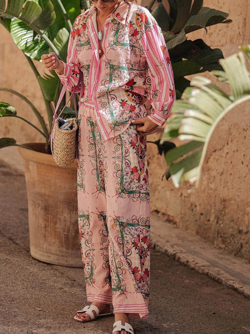 Unique Floral Charm Print Loose Blouse