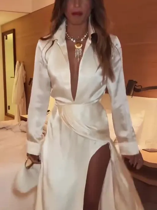 Elegant Deep V Neck Satin Long Sleeve Pleated Maxi Dress