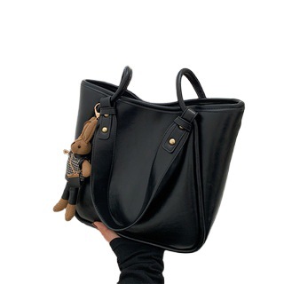 Large Shoulder Commuter Tote