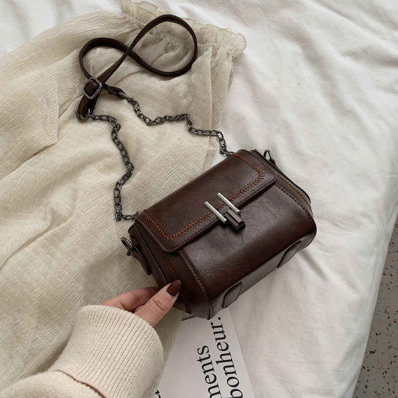 Simple Single Shoulder Crossbody Chain Bag