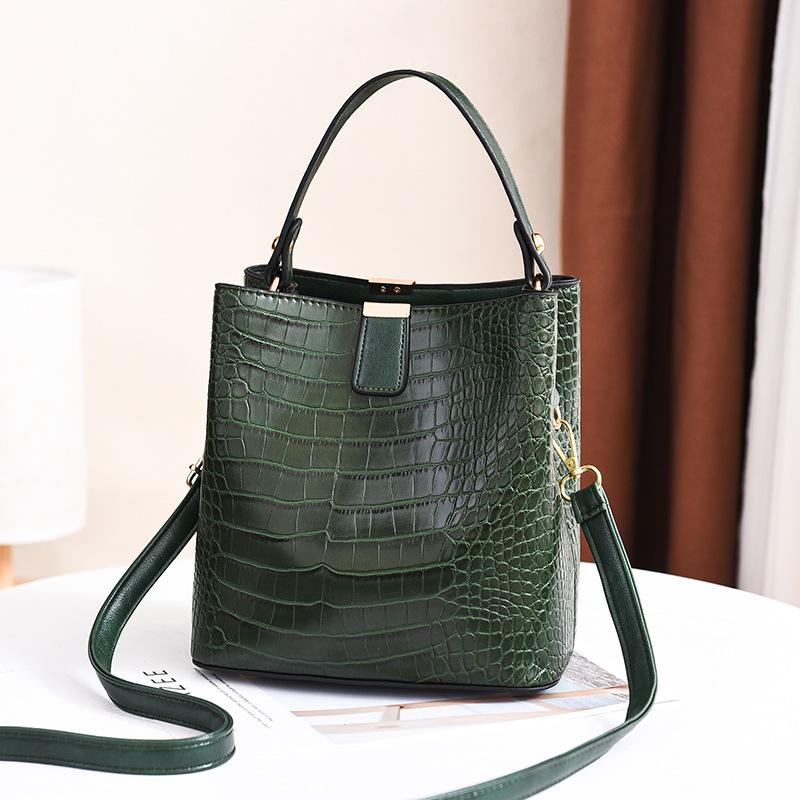 2021 new ladies one-shoulder messenger bucket bag