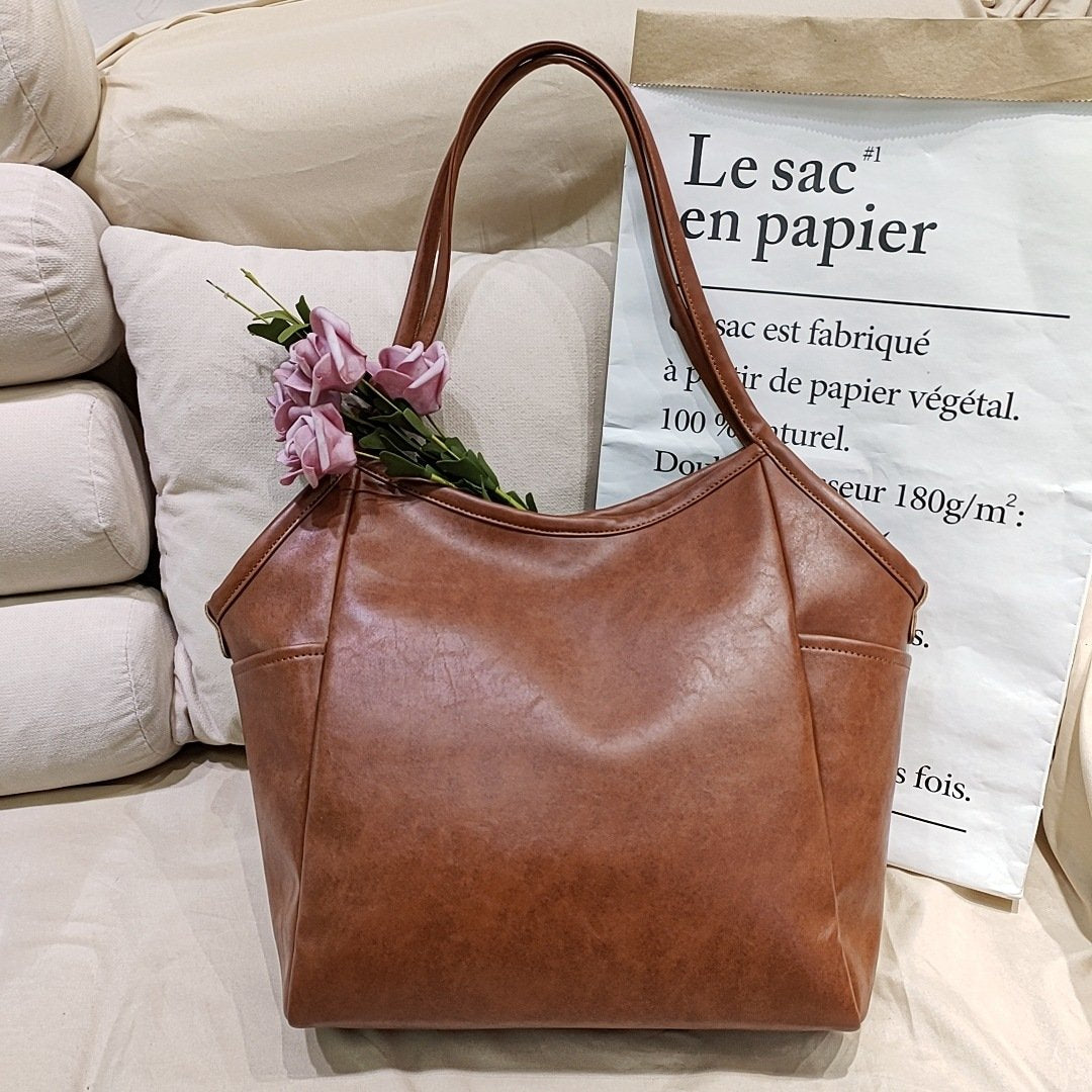 New Cross-border European And American Retro Oil Wax Plant Soft Large Capacity Shoulder Simple Women's Bag