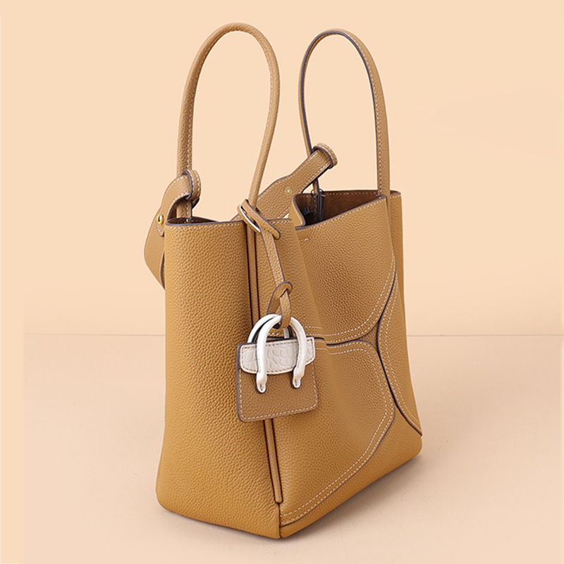 Niche Design Leather Shoulder Commuter Portable Handbags