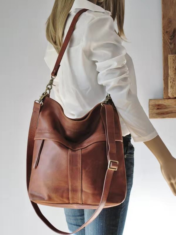 European and American style oil wax leather one-shoulder messenger bag fashion trend big bag trendy casual wear