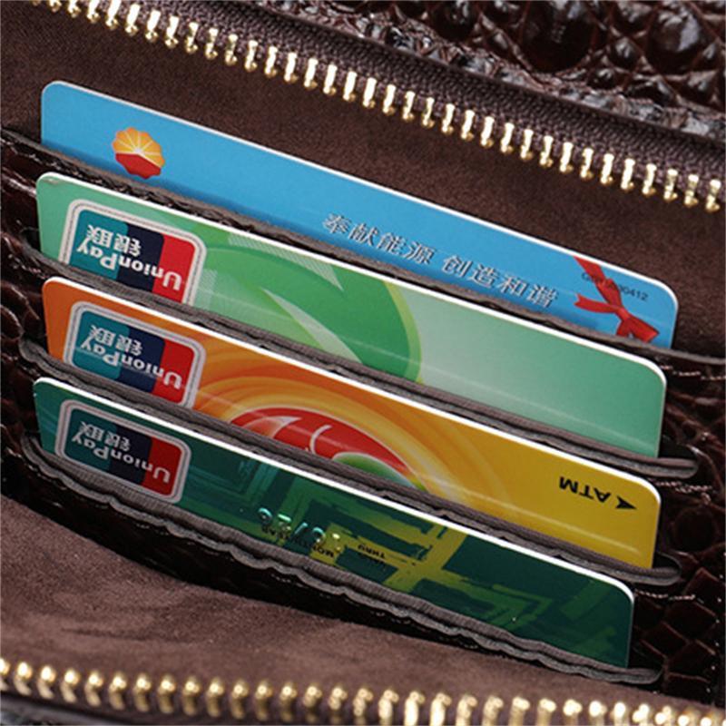 Men's Crocodile Pattern Shoulder Bag Leather Adjustable Shoulder Strap Business Crossbody Bag