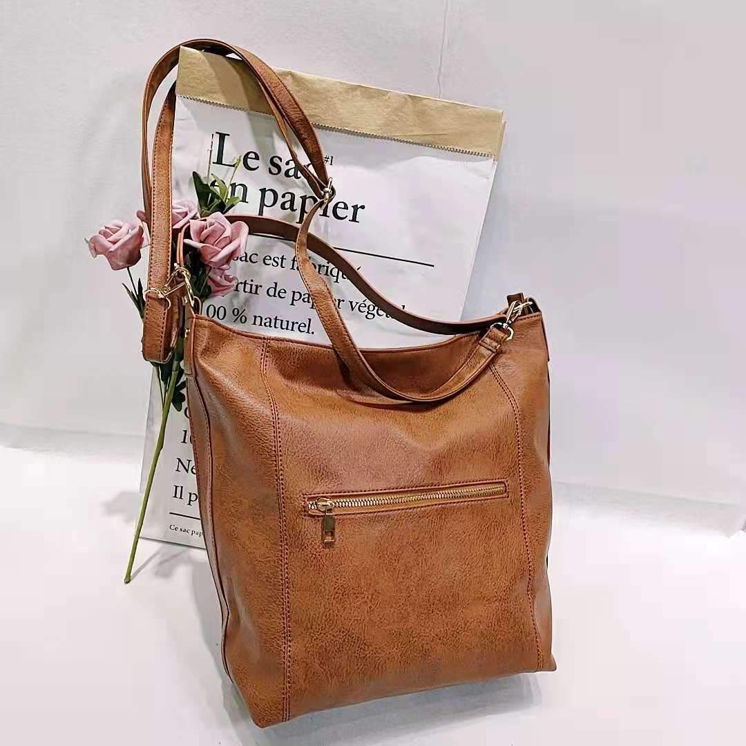 2022 Vintage Oil Wax Feel Bucket Women's Bag Large Capacity Shoulder Slung Women's Bag