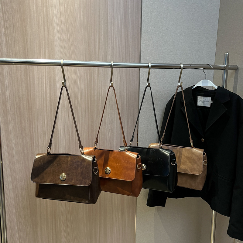 2023 New Joker Simple Postman Small Square Bag