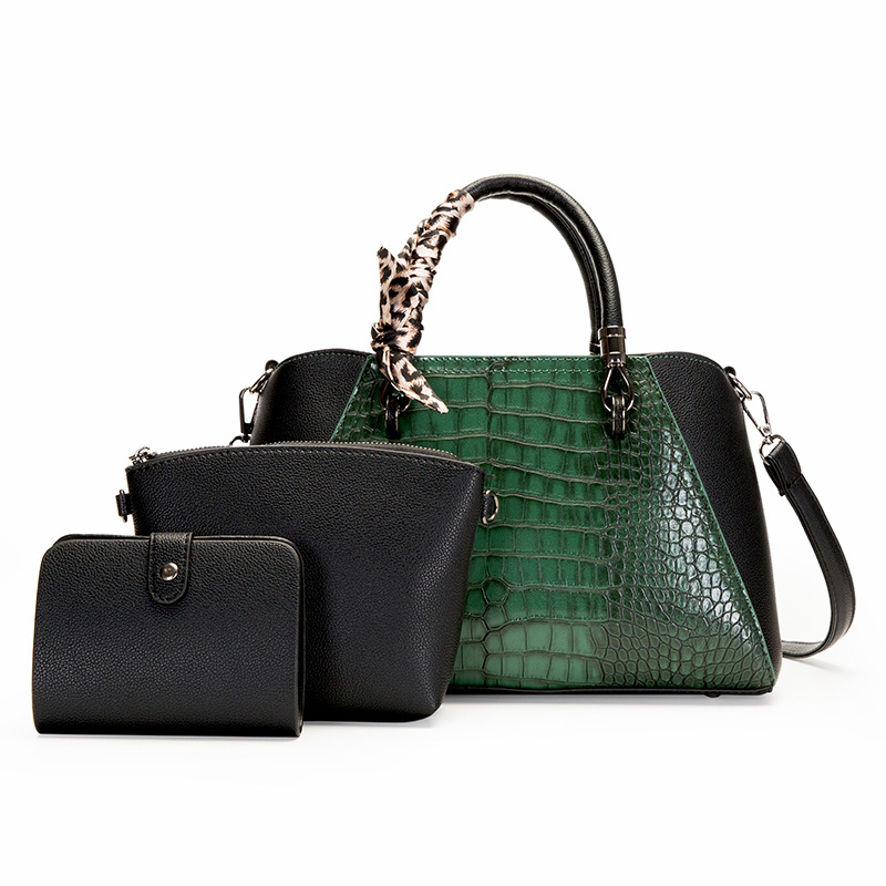 Middle-aged Mom Fashion Textured Crocodile One-Shoulder Crossbody Bag