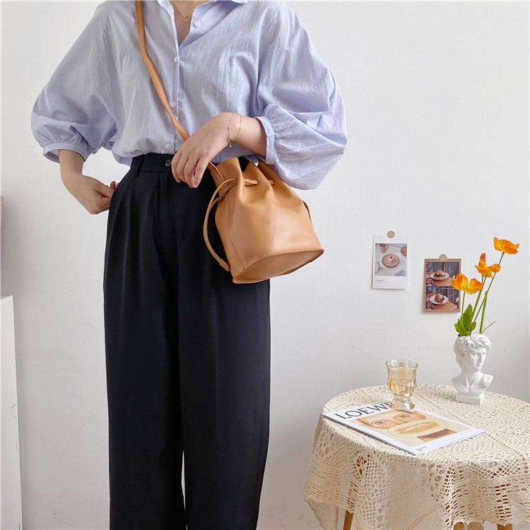 Simple Drawstring Pleated Bucket Bag