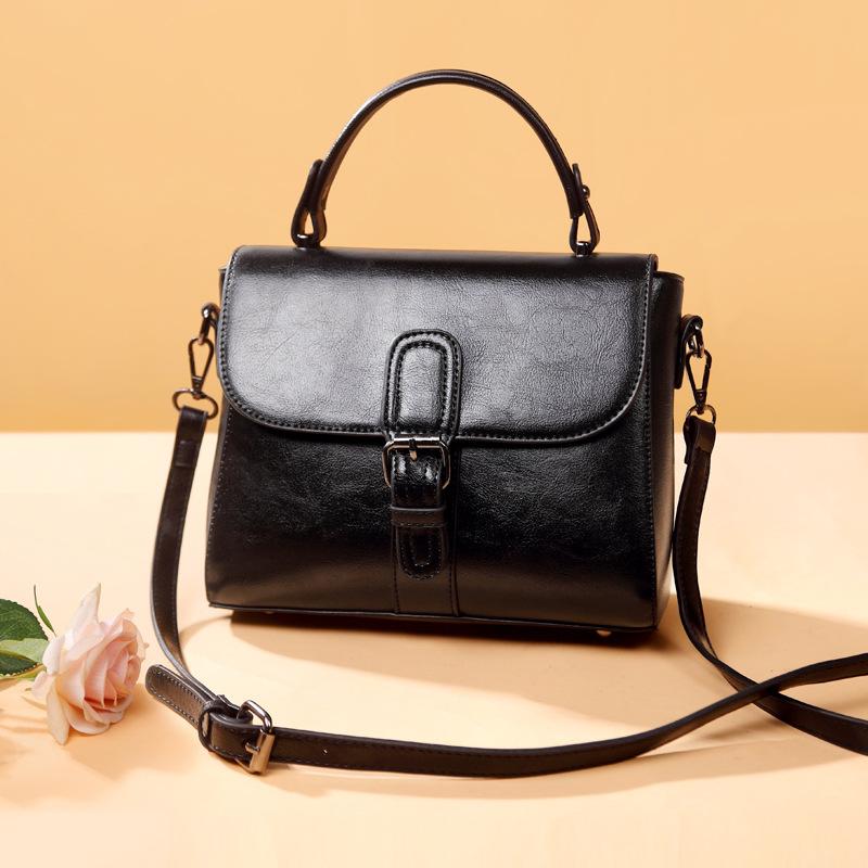 Bag Women's New Retro Fashion Casual Leather Buckle Messenger Bag Shoulder Slung Portable Women's Bag