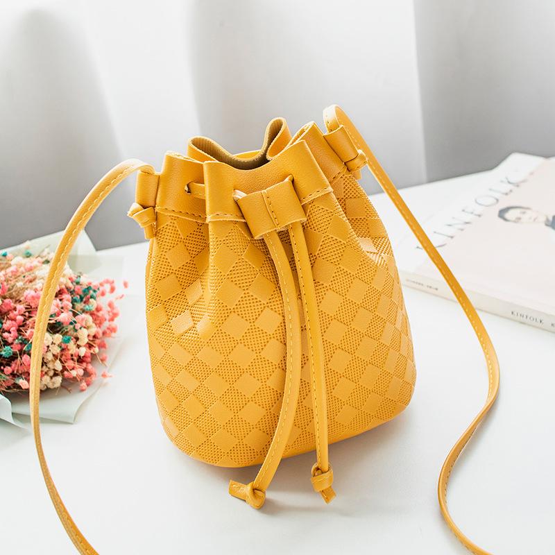 Women's Bag Fashion Woven Bucket Bag Slung Mobile Phone Bag Ladies Shoulder Bag