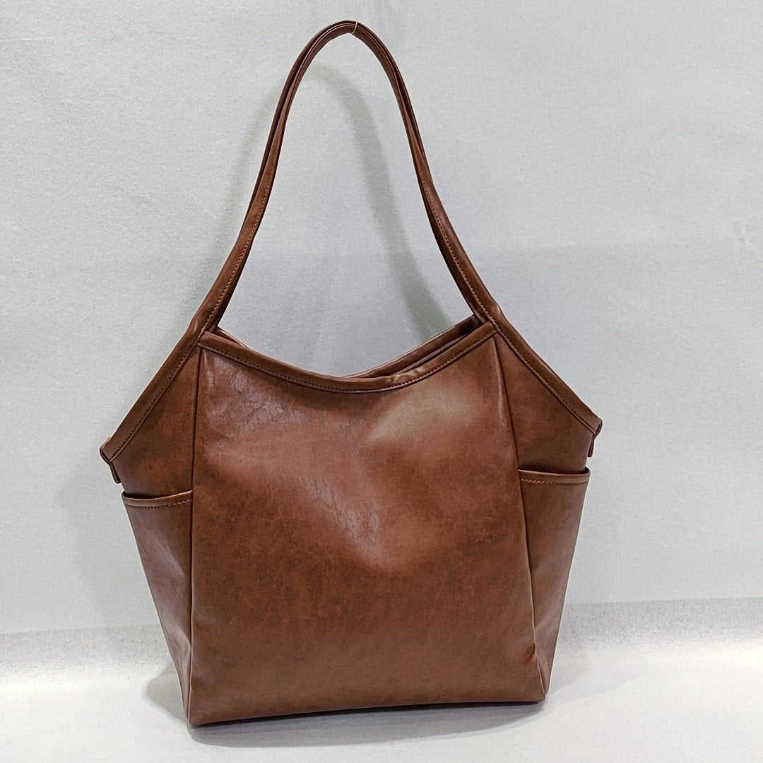 New Cross-border European And American Retro Oil Wax Plant Soft Large Capacity Shoulder Simple Women's Bag