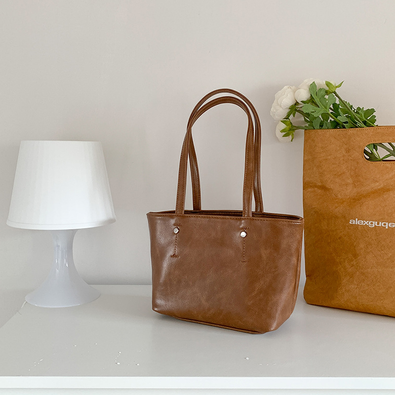 Retro One-Shoulder Simple Tote